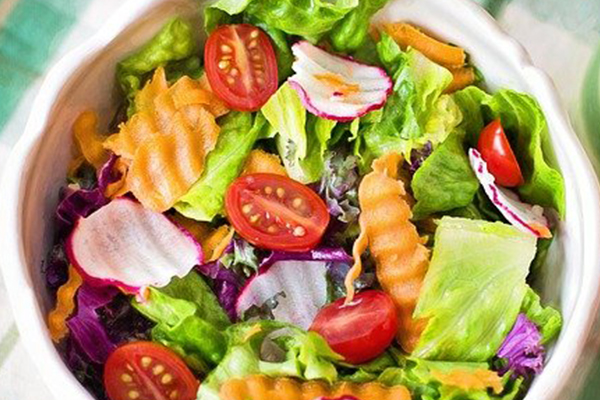 salad in bowl with veggies